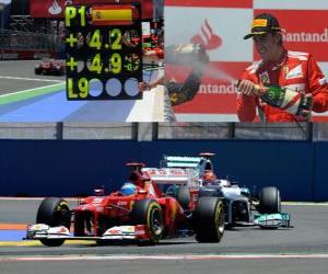 Puzzle Fernando Alonso γιορτάζει τη νίκη του στο Grand Prix της Ευρώπης (2012)